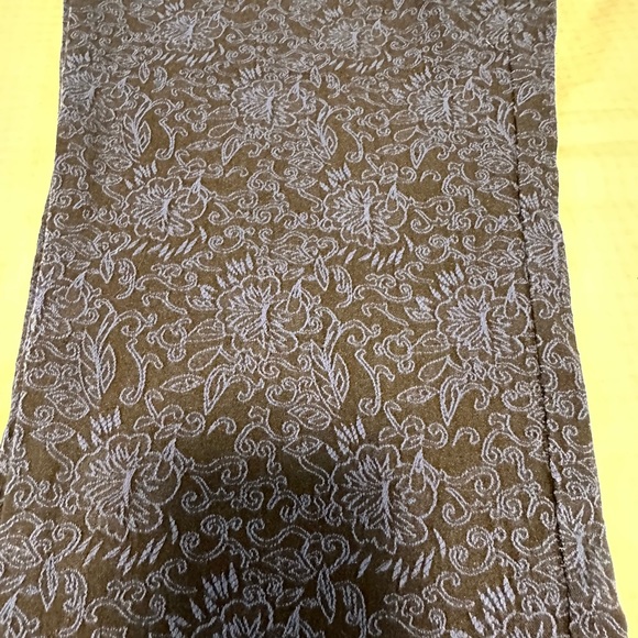 Black and blue floral pants. Size 16. - Picture 8 of 8